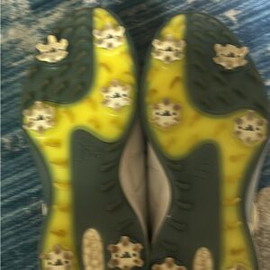 Adidas women’s golf shoes